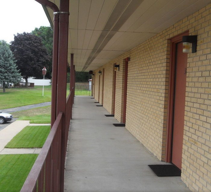 Swan Inn Motel & Restaurant - Web Listing Photo (newer photo)